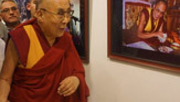 写真展「ありがとう、ダライ・ラマ」をご訪問