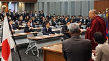 超党派国会議員グループに向けたご講演