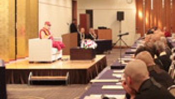 長野で日本の僧侶たちとの対話、「善き光に導かれて」と題してご講演