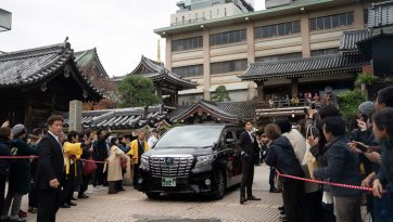 福岡の東長寺で追悼法要